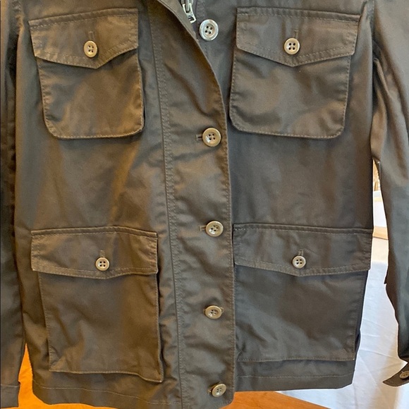 J. Crew Green Utility Jacket with Durable Cotton and Military-Inspired Style - Picture 4 of 11